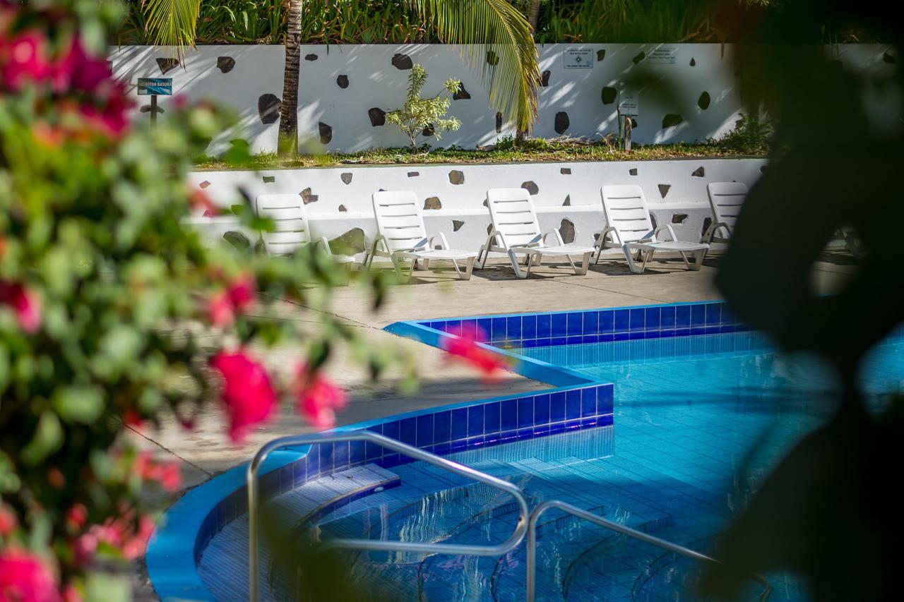 Hotel Colinas Del Sol アテナス エクステリア 写真