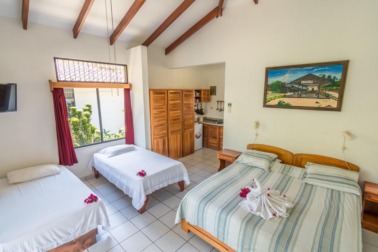 Hotel Colinas Del Sol アテナス エクステリア 写真